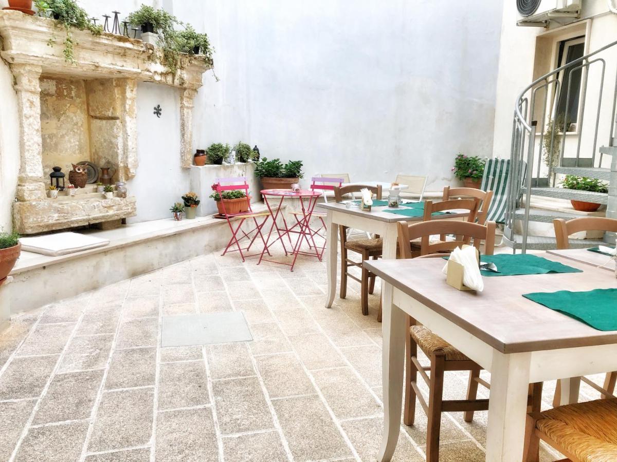 Palazzo Salia Bed & Breakfast Lecce Dış mekan fotoğraf