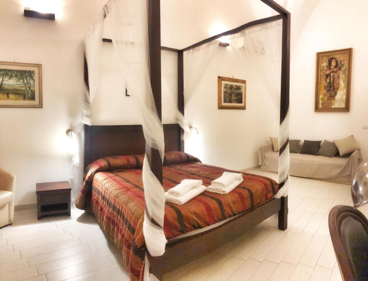 Palazzo Salia Bed & Breakfast Lecce Dış mekan fotoğraf