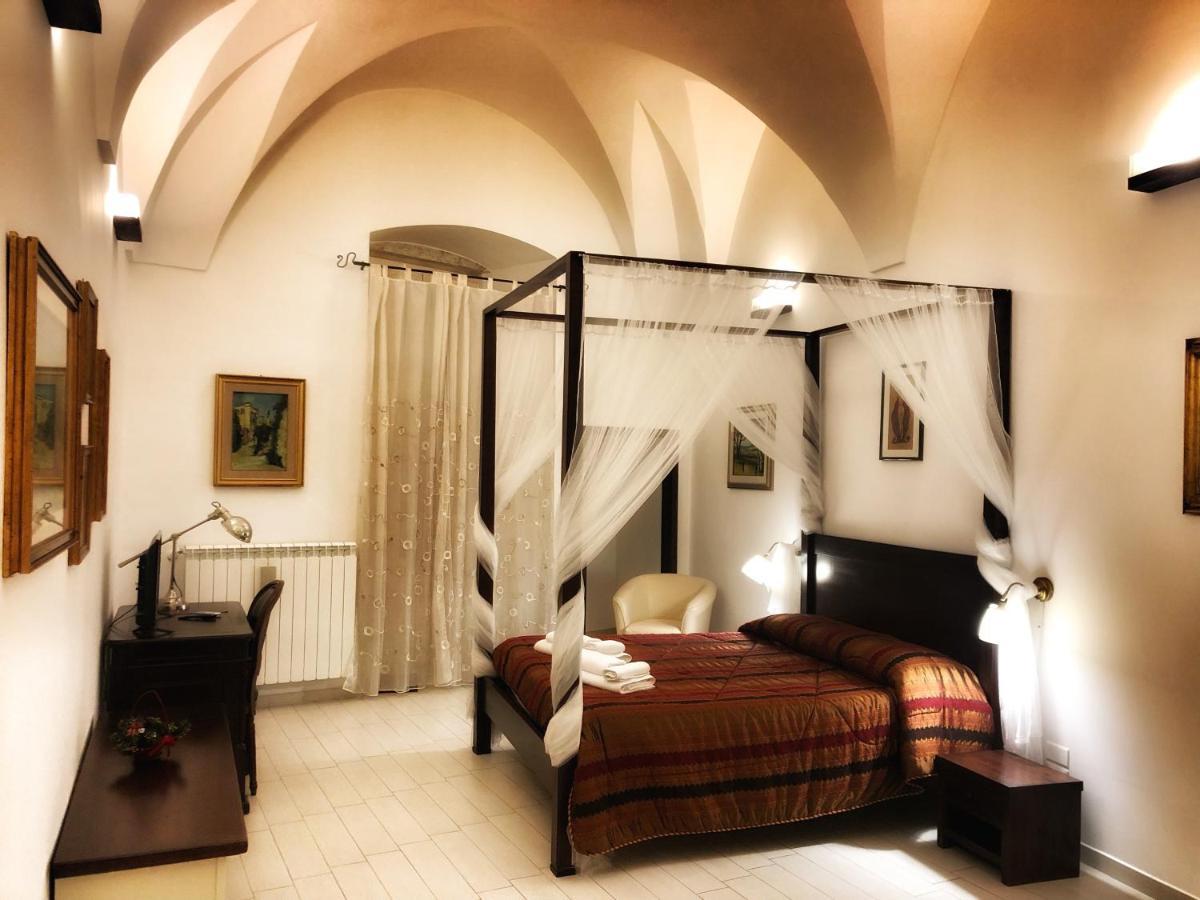 Palazzo Salia Bed & Breakfast Lecce Dış mekan fotoğraf